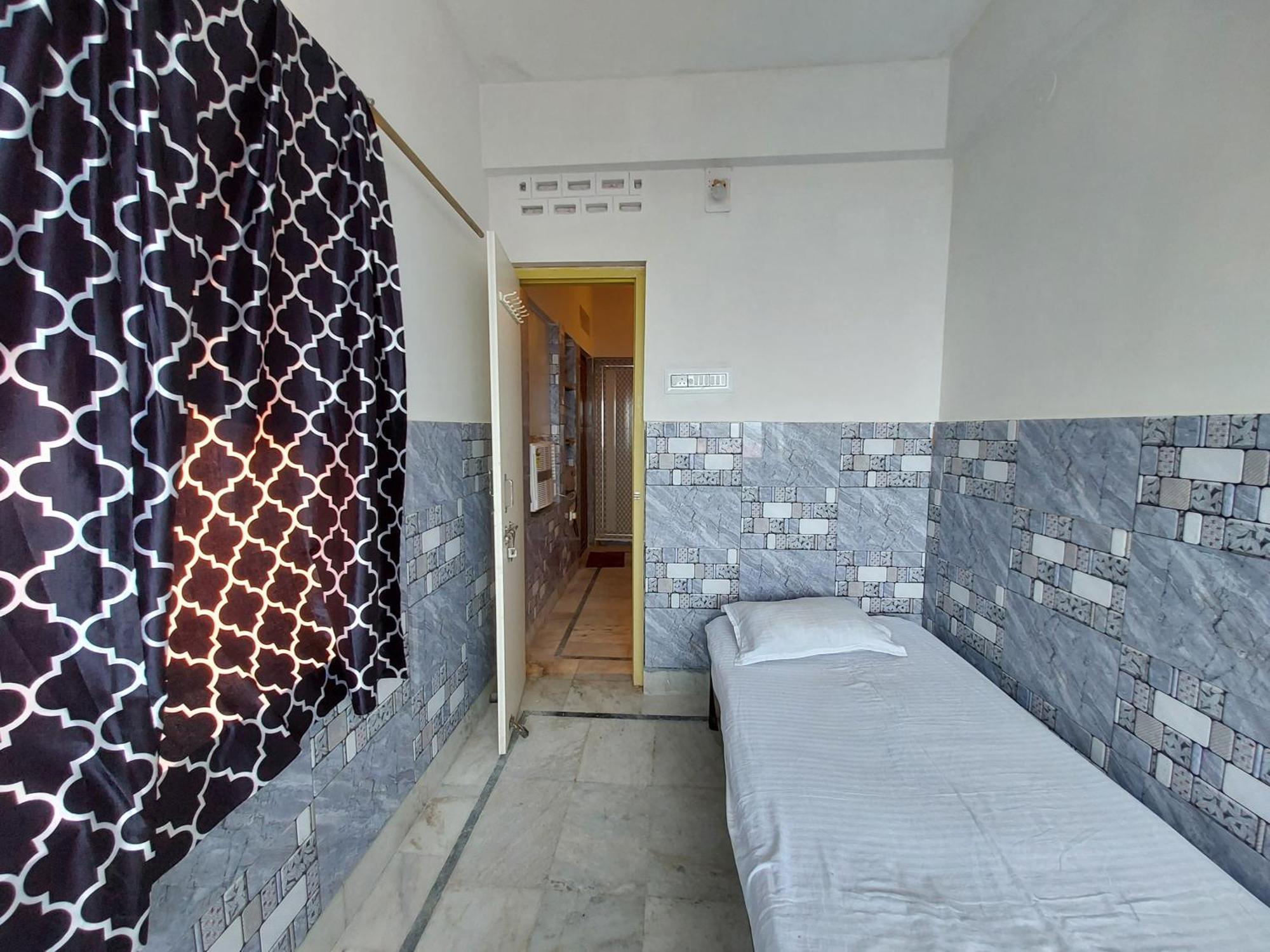 Nirman Beach Homestay Puri Exterior foto
