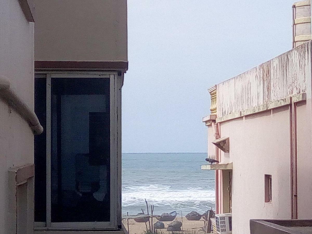 Nirman Beach Homestay Puri Cameră foto