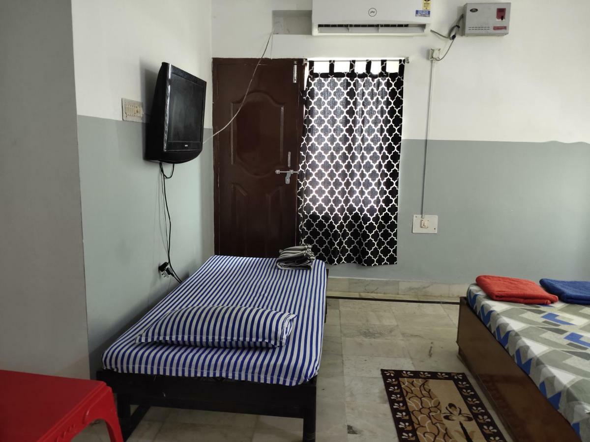 Nirman Beach Homestay Puri Exterior foto